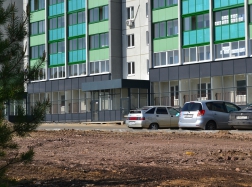 Коммерческие помещения в доме №6 (стр.38)