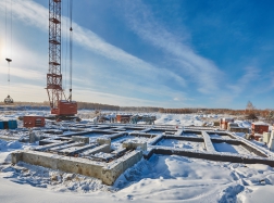 В доме №42 (стр.) заливается фундамент