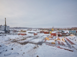 Дом №39. Забиты сваи, ведется укладка ростверка